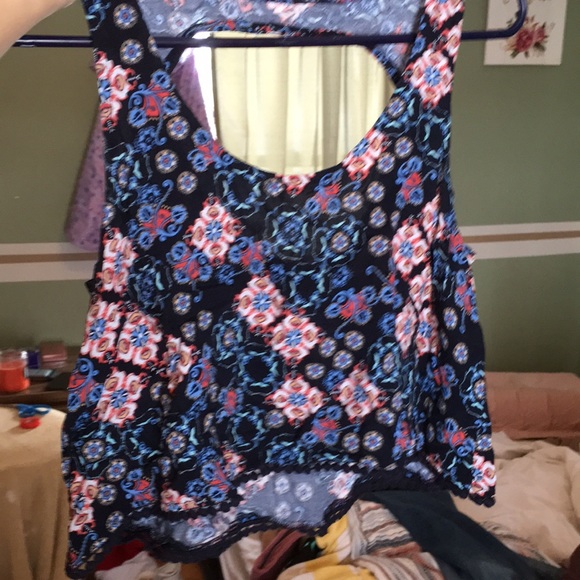 Mudd Crop top - Picture 1 of 3